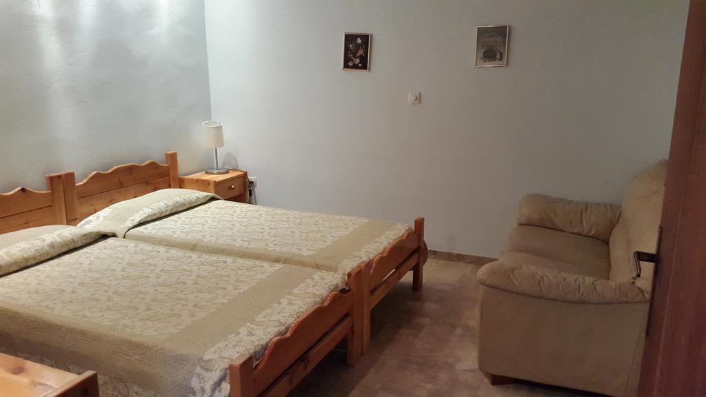 Danaides Bungalows Толон Номер фото