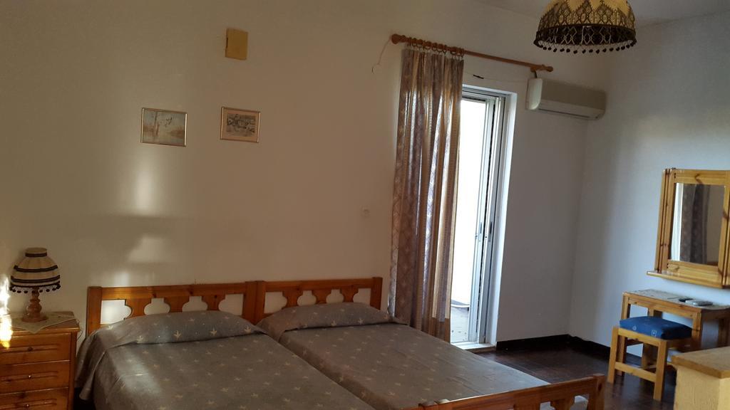 Danaides Bungalows Толон Номер фото